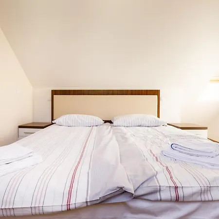 U Divadla Aparthotel 4*